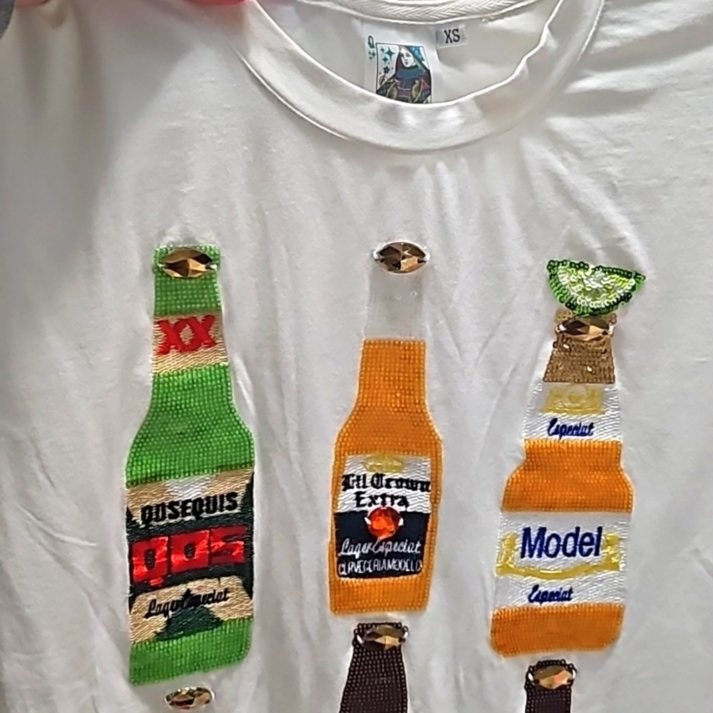 Queen of sparkles long neck beer top